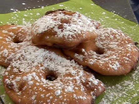 Benvenuti a tavola - Frittelle di mele